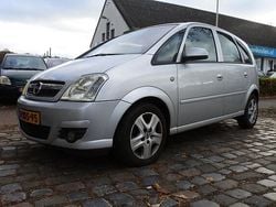 Grijs (metallic) Gebruikt 2009 Opel Meriva Cosmo MPV | € 1.295 (Goede deal)