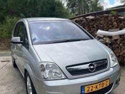 Gebruikt 2010 Opel Meriva Cosmo MPV | € 4.050 (Goede deal)