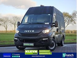Zwart Gebruikt 2017 Iveco Daily Van | € 17.850 (Goede deal)