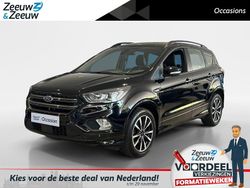 Zwart Gebruikt 2018 Ford Kuga ST-Line SUV | € 15.845 (Eerlijke prijs)