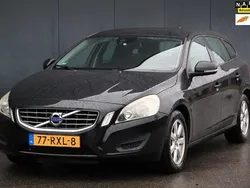 Zwart Gebruikt 2011 Volvo V60 Kinetic Stationwagen | € 5.750 (Goede deal)