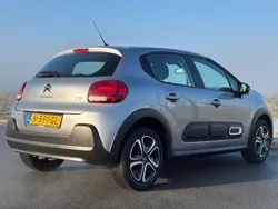 Grijs Gebruikt 2021 Citroën C3 Feel Hatchback | € 12.540 (Eerlijke prijs)