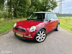 Rood Gebruikt 2002 Mini Cooper Hatchback | € 1.395 (Eerlijke prijs)