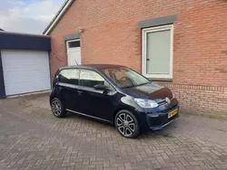 Zwart Gebruikt 2020 VW up! Hatchback | € 9.500 (Eerlijke prijs)