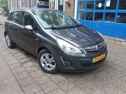 Grijs Gebruikt 2013 Opel Corsa Edition Hatchback | € 3.250 (Goede deal)