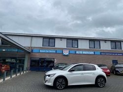 Wit, metallic lak Gebruikt 2020 Peugeot e-208 GTi Hatchback | € 17.950 (Eerlijke prijs)