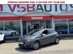 Grijs, metallic lak Gebruikt 2019 Peugeot 208 Allure Hatchback | € 9.450 (Super prijs)