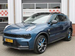 Blauw, metallic lak Gebruikt 2022 Lynk & Co 01 SUV | € 25.995 (Eerlijke prijs)