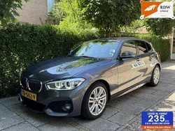 Grijs, metallic lak Gebruikt 2016 BMW 118 M Sport Hatchback | € 14.495 (Iets duurder)