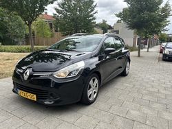 Zwart Gebruikt 2014 Renault Clio GrandTour Night&Day Stationwagen | € 4.699 (Eerlijke prijs)