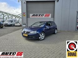 Blauw Gebruikt 2006 VW Golf V GT Hatchback | € 1.995 (Goede deal)
