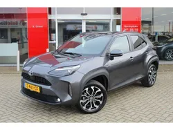 Grijs Gebruikt 2024 Toyota Yaris Cross SUV | € 28.395 (Eerlijke prijs)