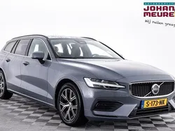 Grijs Gebruikt 2023 Volvo V60 Core Stationwagen | € 34.990 (Super prijs)