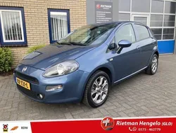 Blauw Gebruikt 2018 Fiat Punto Hatchback | € 8.450 (Eerlijke prijs)