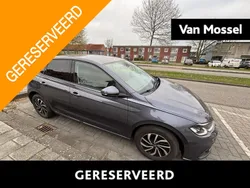 Grijs Gebruikt 2022 VW Polo Life Hatchback | € 18.400 (Goede deal)