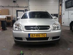 Zilver Gebruikt 2005 Opel Vectra Essentia Stationwagen | € 1.650 (Iets duurder)