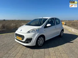 Wit Gebruikt 2012 Peugeot 107 Active Hatchback | € 5.250 (Iets duurder)
