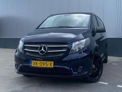 Blauw Gebruikt 2014 Mercedes Vito MPV | € 16.500
