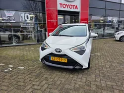 Wit Gebruikt 2018 Toyota Aygo X-play Hatchback | € 10.549 (Eerlijke prijs)