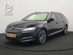 Zwart Gebruikt 2021 Skoda Superb Stationwagen | € 24.840 (Eerlijke prijs)