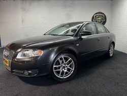 Grijs Gebruikt 2007 Audi A4 Sedan | € 3.995 (Eerlijke prijs)