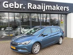 Blauw Gebruikt 2017 Opel Astra Edition Stationwagen | € 5.250 (Eerlijke prijs)
