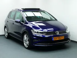 Blauw Gebruikt 2018 VW Golf Sportsvan Highline MPV | € 25.483