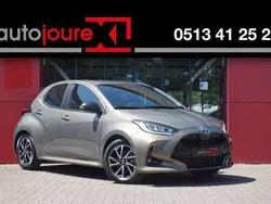 Groen Gebruikt 2023 Toyota Yaris Hybrid Hatchback | € 24.999 (Iets duurder)