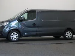 Gris comete Nieuw 2024 Renault Trafic Van | € 29.975 (Eerlijke prijs)
