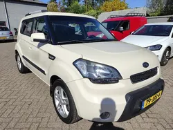 , metallic lak Gebruikt 2009 Kia Soul SUV | € 5.499 (Eerlijke prijs)