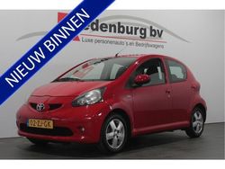 Rood Gebruikt 2008 Toyota Aygo Sport Hatchback | € 3.445 (Iets duurder)