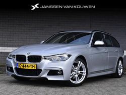 Grijs Gebruikt 2019 BMW 318 M Sport Stationwagen | € 24.645 (Eerlijke prijs)
