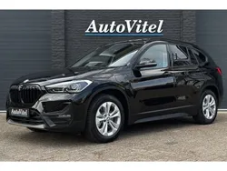 Zwart Gebruikt 2021 BMW X1 Advantage SUV | € 30.945 (Eerlijke prijs)