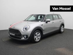 Grijs Gebruikt 2023 Mini Cooper Clubman Essential Stationwagen | € 25.945 (Eerlijke prijs)