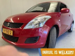 Rood Gebruikt 2012 Suzuki Swift Hatchback | € 3.450 (Goede deal)