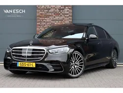 Zwart, metallic lak Gebruikt 2023 Mercedes S580 AMG line Sedan | € 119.500 (Eerlijke prijs)