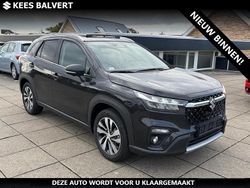 Zwart Gebruikt 2023 Suzuki SX4 S-Cross Style SUV | € 28.950 (Eerlijke prijs)