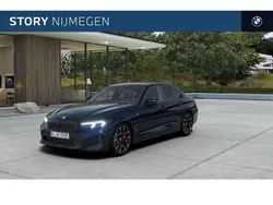 Blauw Nieuw 2025 BMW 330e Executive Sedan | € 73.940 (Eerlijke prijs)