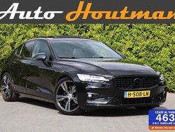 Zwart Gebruikt 2020 Volvo S60 R-Design Sedan | € 28.900 (Eerlijke prijs)