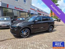 Zwart, metallic lak Gebruikt 2024 Lynk & Co 01 SUV | € 29.950 (Eerlijke prijs)