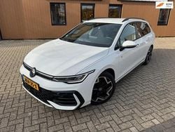 Wit Gebruikt 2025 VW Golf VIII R-line Edition Stationwagen | € 31.750 (Eerlijke prijs)