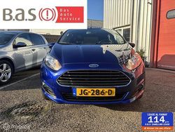 Blauw Gebruikt 2015 Ford Fiesta Titanium Hatchback | € 6.950 (Goede deal)