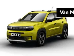Rood Nieuw 2025 Fiat Panda Icon Hatchback | € 25.990 (Eerlijke prijs)