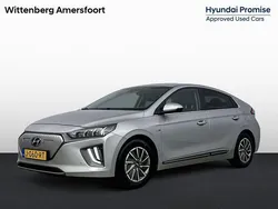 Typhoon silver metallic (t2x) Gebruikt 2020 Hyundai Ioniq Premium Sedan | € 16.700 (Eerlijke prijs)