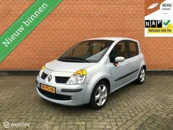 Grijs Gebruikt 2004 Renault Modus Luxe MPV | € 1.495 (Eerlijke prijs)