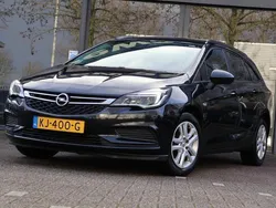 Zwart Gebruikt 2016 Opel Astra Business Stationwagen | € 5.995 (Eerlijke prijs)