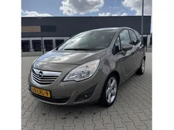 Bruin Gebruikt 2010 Opel Meriva Cosmo MPV | € 4.750 (Eerlijke prijs)