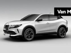 Wit Nieuw 2025 Alfa Romeo Junior SUV | € 36.249 (Goede deal)