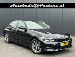 Zwart Gebruikt 2019 BMW 320 Sport Line Sedan | € 26.950 (Eerlijke prijs)