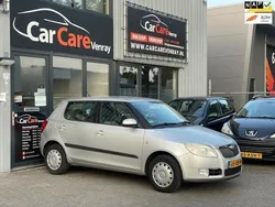 Grijs Gebruikt 2007 Skoda Fabia Ambiente Hatchback | € 2.225 (Eerlijke prijs)